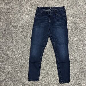Abercrombie High-Rise Skinny Jeans